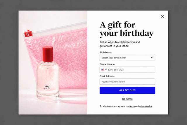The Editorial Pink — popup concept inspired by glossier.com